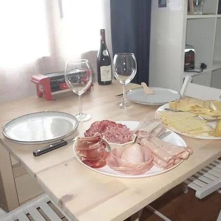 Holiday home Le Temps D'une Pause: Beaujolais-view Retreat With Ev Charging